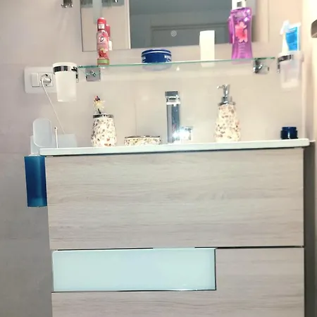 Casa Manny 1 בית אירוח *
